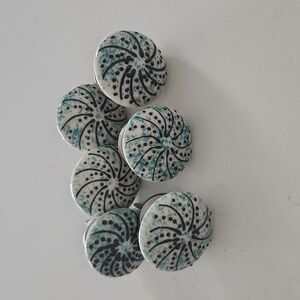 Set of six (6) decorative knobs